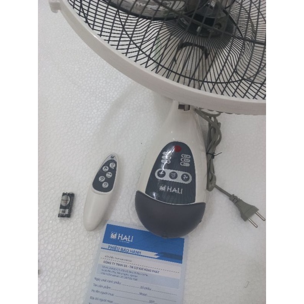 Quạt treo tường điều khiển từ xa HALI TR - 1