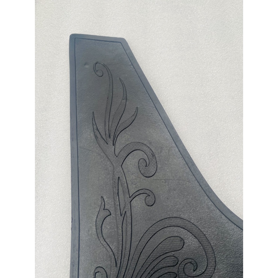 THẢM CAO SU LÓT CHÂN XE ATTILA VICTORIA