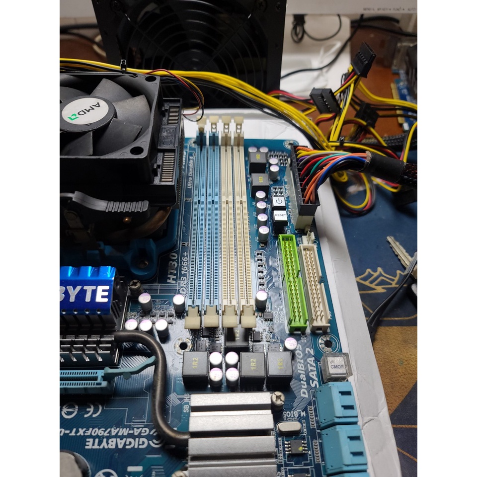 Main GA-MA790FXT-UD5P - bảo hành 3 tháng - có 2 cổng Lan 1gb/s