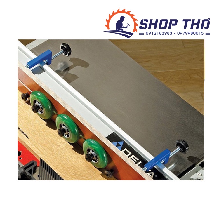 Kẹp cố định chữ G màu xanh cho cưa bàn, bàn phay, bàn thao tác..
