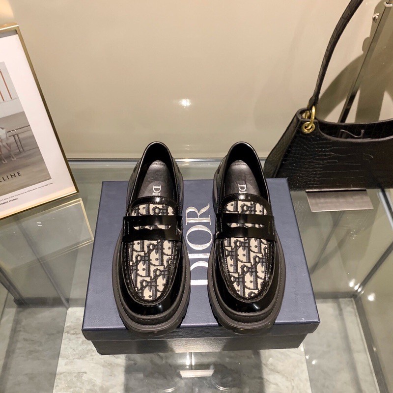 Giày đế cao in hoạ tiết logo không dây thời trang nữ dior CD