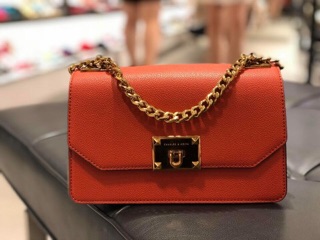 Túi new Charles and keith