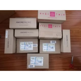Sữa rửa mặt dưỡng ẩm và sạch bã nhờn