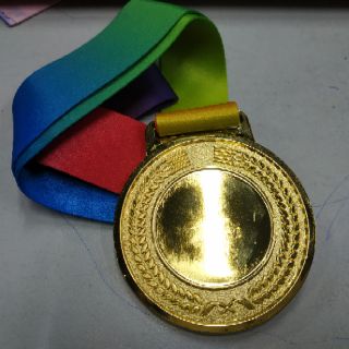 Huy chương vàng bóng đá cao cấp