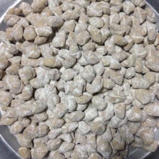 Kẹo bột tuổi thơ