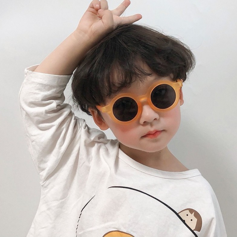 Kính mát chống tia UV phong cách Hàn Quốc dành cho bé