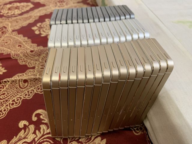 Điện thoại Iphone 5S /SE / iphone 6S hàng chính hãng 32GB/64GB Zin Đẹp/có bảo hành | BigBuy360 - bigbuy360.vn