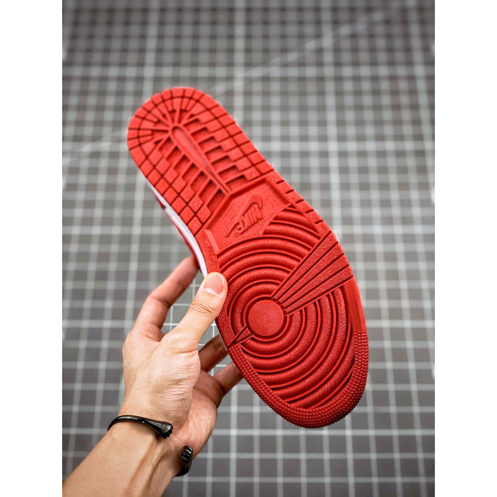 [Mã FAGREEN245 giảm 10% tối đa 30k đơn từ 99k] Giày Thể Thao Nam Nữ JORDANN LOW GYM RED WHITE | BigBuy360 - bigbuy360.vn