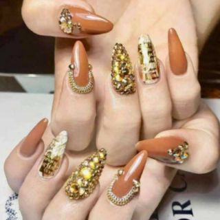 Móng Úp Nhọn - Móng Giả HSM Chuẩn