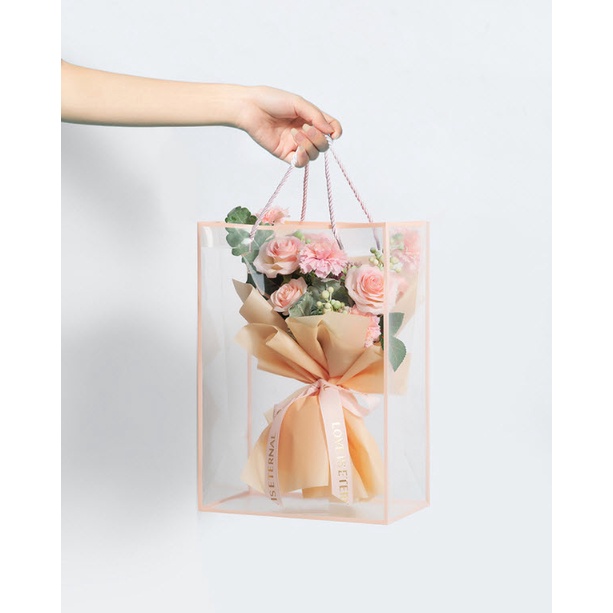 [HCM] Túi đựng quà nhựa plastic trong suốt đựng hoa, quà tặng kích thước rộng 15cm x 24,5cm × cao 35cm 3 màu dễ thương