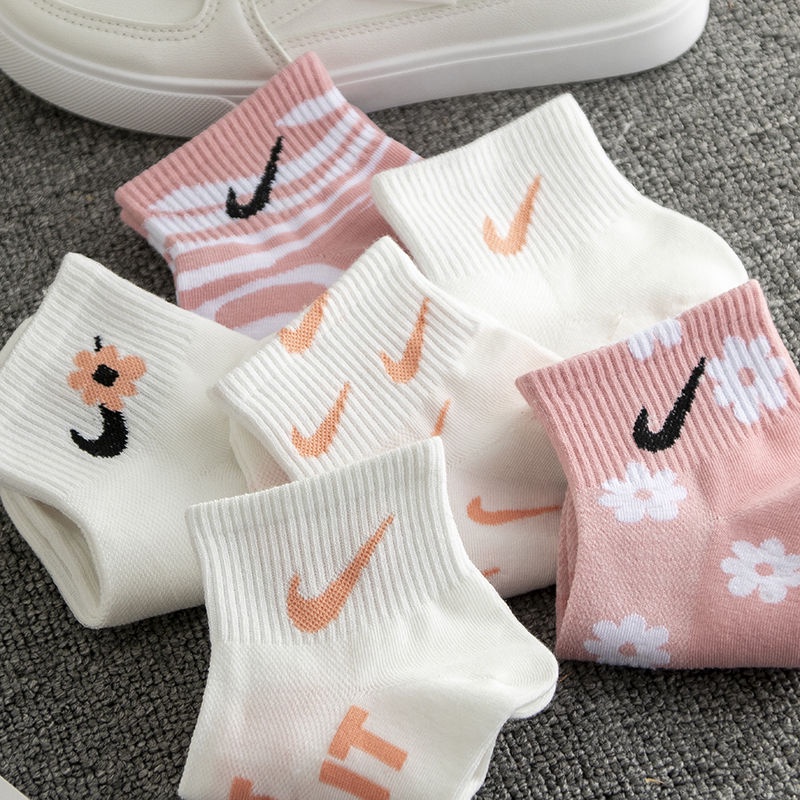 Vớ Thể Thao Chất Liệu Cotton Họa Tiết Hoa Anh Đào Ngọt Ngào Xinh Xắn
