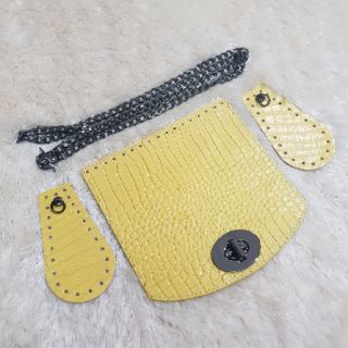Set điện thoại. Chị Huyền Mai