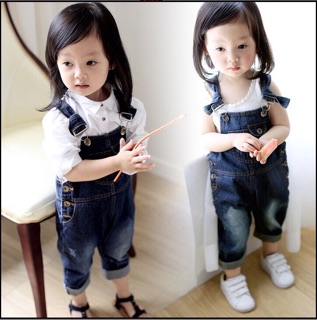 Yếm bò bé gái