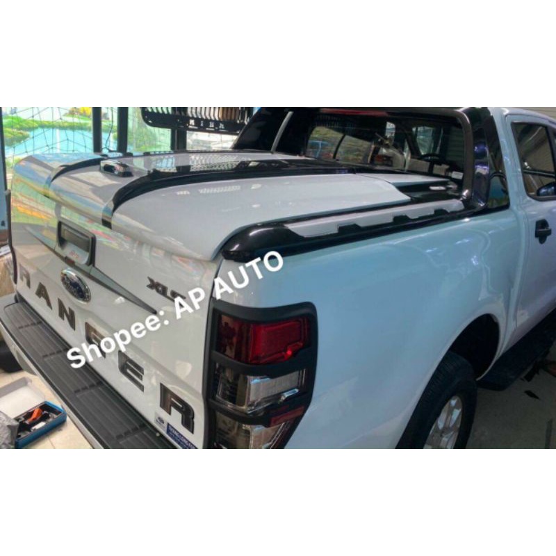 ỐP TAY MỞ CỐP FORD RANGER 2016 - 2021 nhựa ABS cao cấp