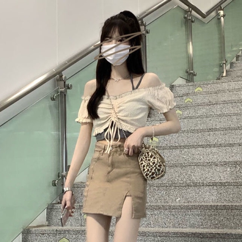 Set áo croptop rút dây và chân váy ngắn xẻ tà ulzzang Hàn Quốc