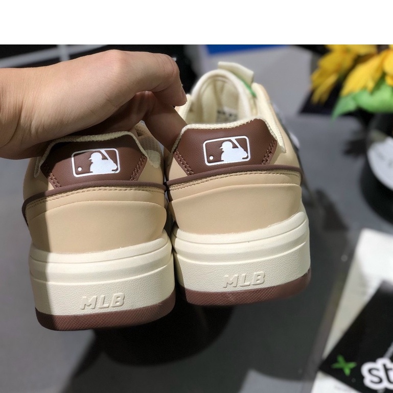 Giày MLB Chunky Liner Boston Red Sox Màu Nâu in chữ B