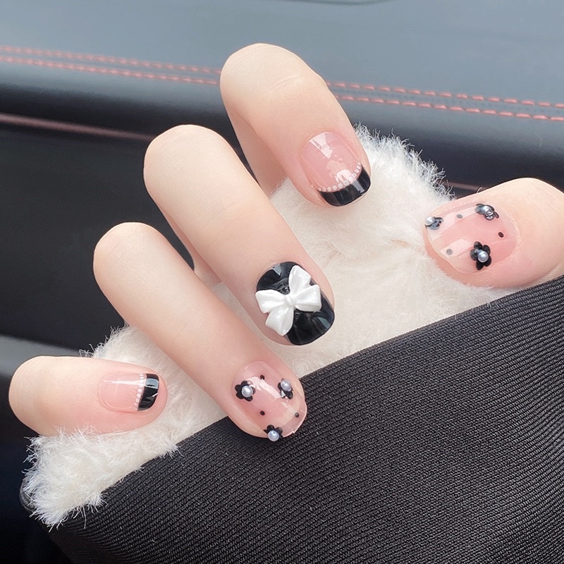 [Hàng mới về]Bộ 24 móng giả form ngắn đính charm nơ