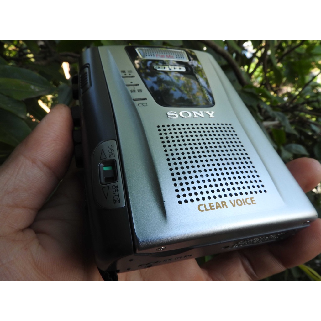 Máy nghe nhạc Cassette Sony TCM-50 loa ngoài phát băng 2 chiều Auto Reverse máy sáng đẹp cầm chắc tay