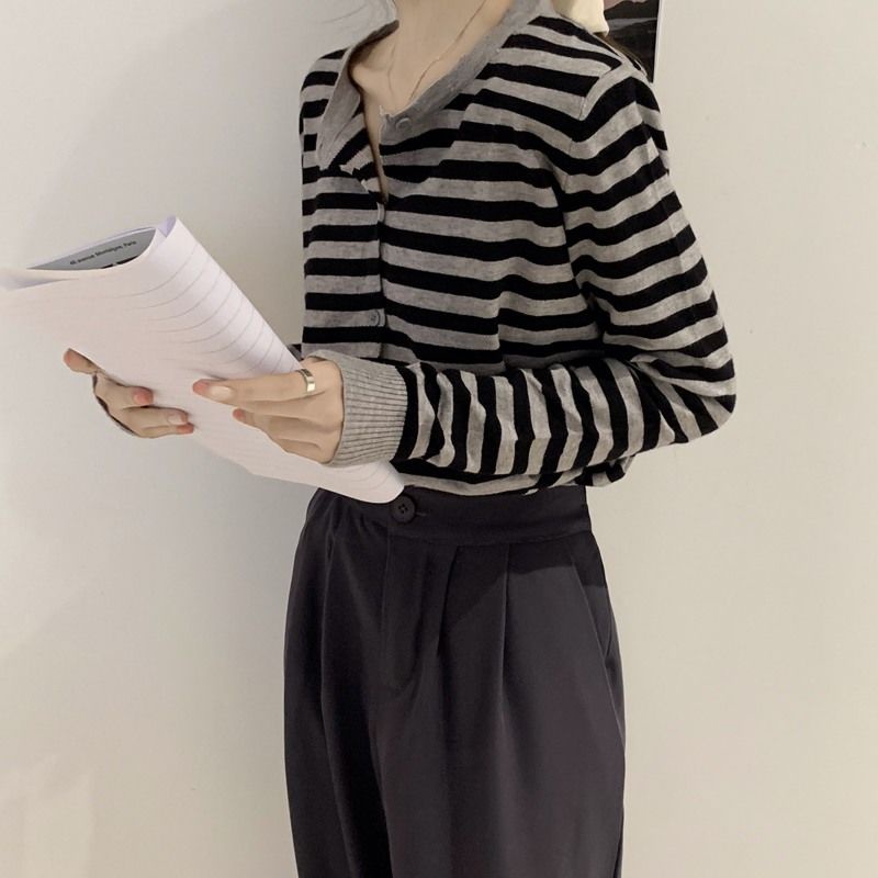 [Spot] Phiên bản Hàn Quốc của áo len chui đầu dài tay thời trang dệt kim kẻ sọc