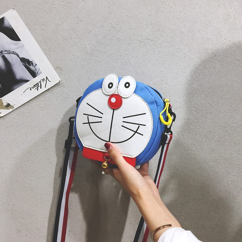 Túi Đeo Chéo Da Pu In Hình Doraemon Phong Cách Nhật Bản Thời Trang 2019