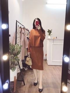 Set váy len kèm áo gile