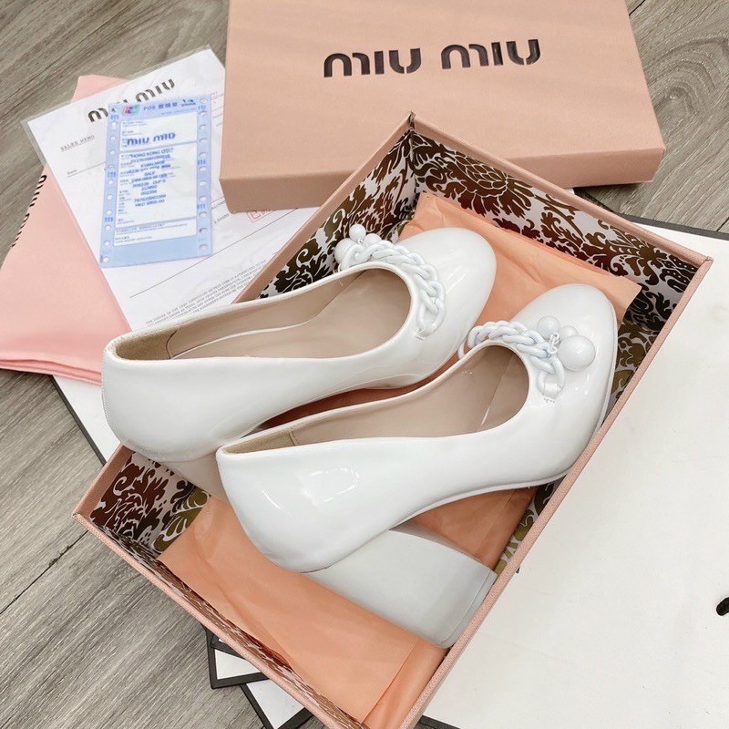 Giày cao gót nhà Miu tiểu thơ về hàng