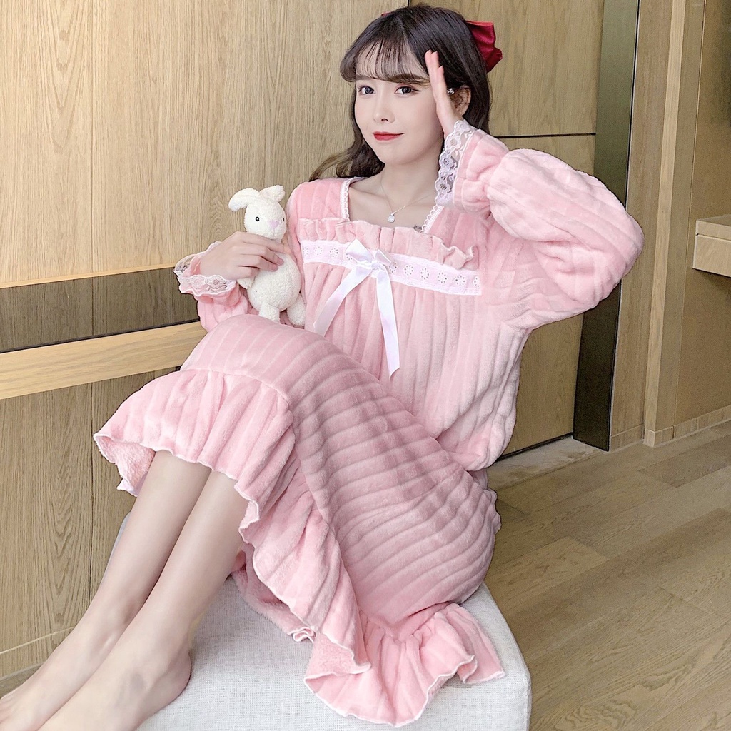 Đầm Ngủ Tay Dài Chất Liệu Nỉ Dày Dặn Ấm Áp Thời Trang Mùa Đông Cho Nữ