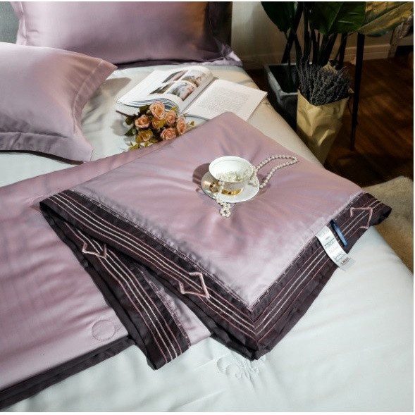 XS360 -Chăn bông lụa 4 mùa cao cấp hàng nhập
