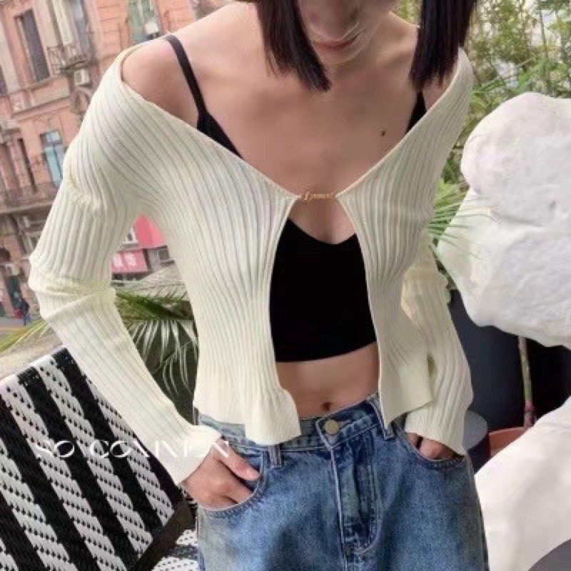 Áo khoác tay dài gân đũa phối dây xích kiểu