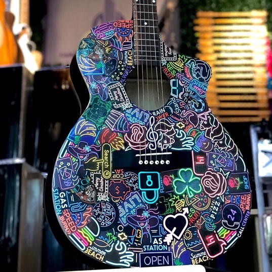 Đàn guitar acoustic trang trí sticker - Đặt mẫu theo sở thích - Tặng 6 phụ kiện kèm theo - Bảo hành 1 năm