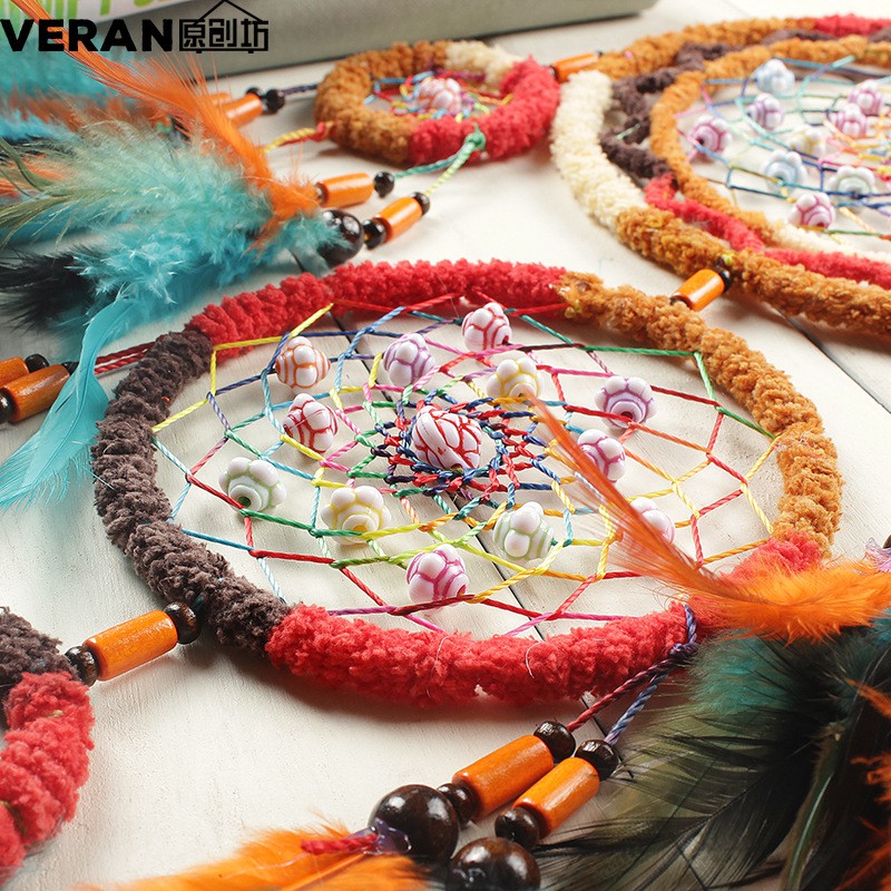 Dreamcatcher boho đỏ cam có lông vũ treo tường trang trí, decor homestay - Handmade Dreamcatcher Decoration