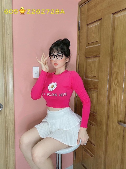 ÁO CROPTOP THÊU HOA CÚC TAY DÀI