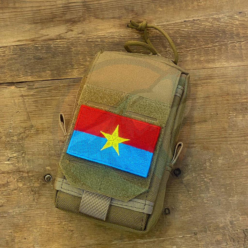 Patch/sticker vải ủi/velcro cờ Việt Nam giải phóng dùng trang trí quần áo, balo, túi xách ..v..v