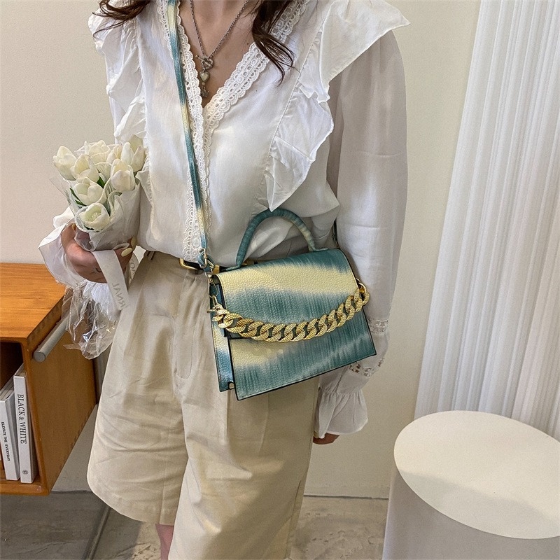 One Túi Đeo Chéo Hình Vuông Nhỏ Màu Gradient Phong Cách Hàn Quốc Đơn Giản NB00081