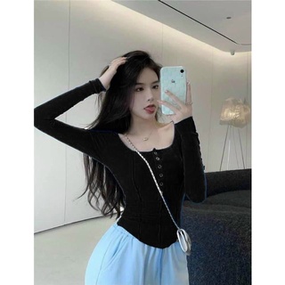 Áo thun gân tay dài cúc bấm