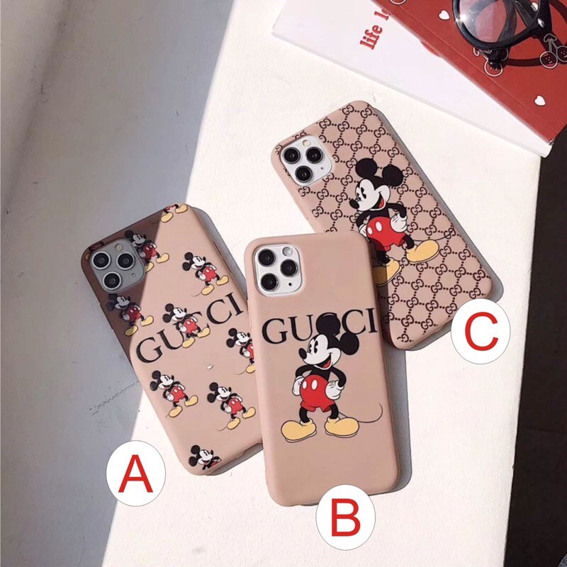 Ốp lưng chuột Mickey đứng trong khung Gucci auto sang chảnh.  Iphone 6/6s, 6/6s plus, 7/8, 7/8 plus, X/Xs, 11pro max, 12