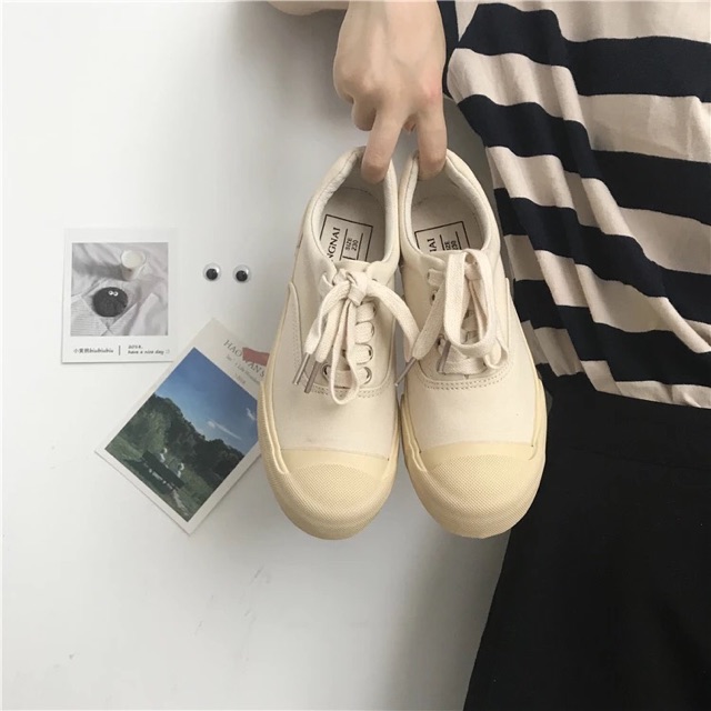 Giày thể thao ullzang