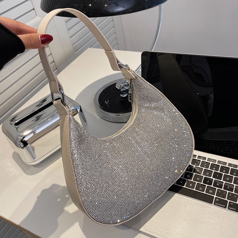 IELGY women's french rhinestone chain texture messenger bag