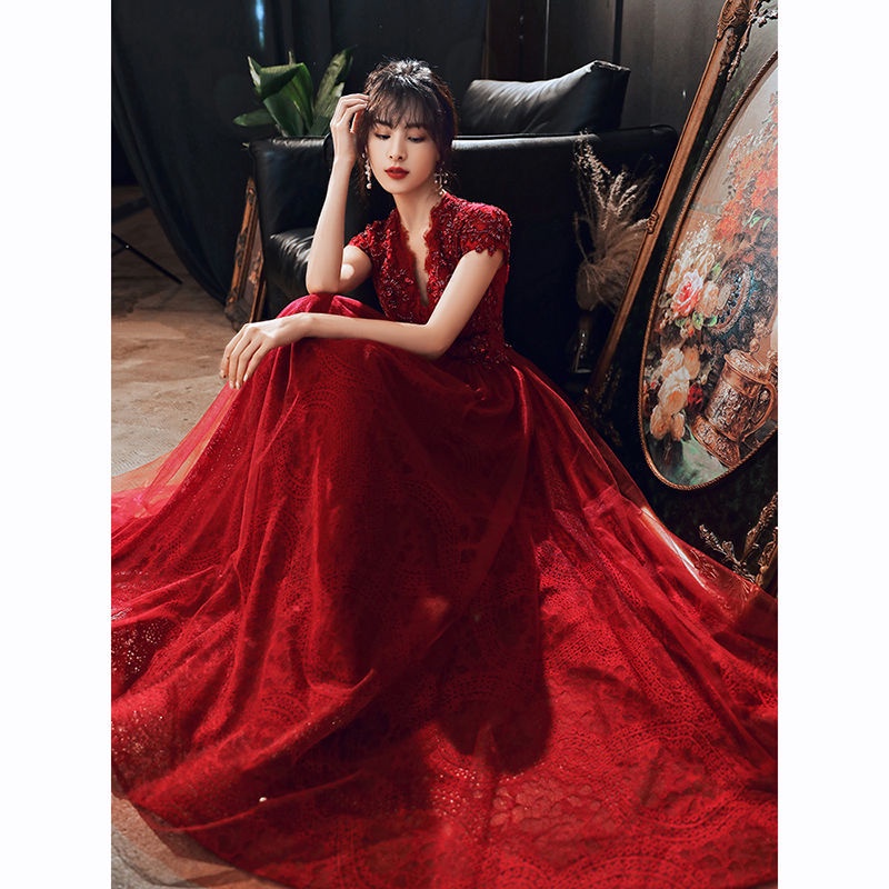 Đầm Cô Dâu Phong Cách Mới 2024 Sang Trọng