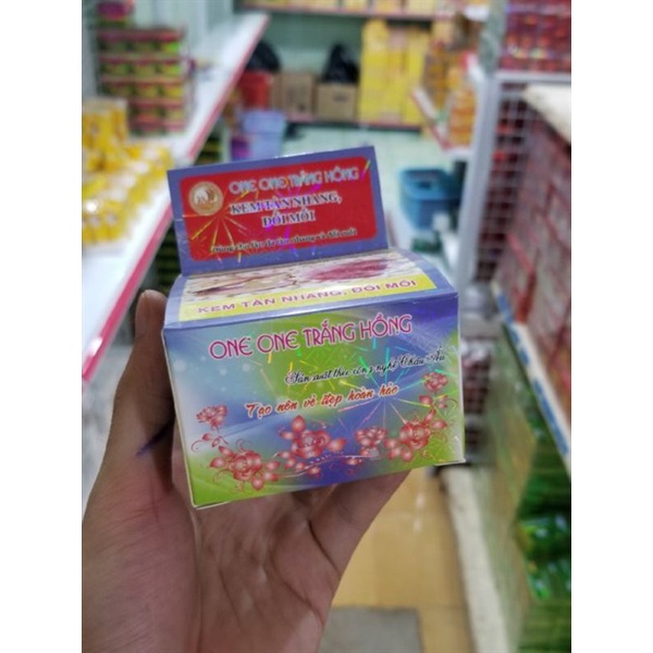kem ONE ONE trắng hồng 4 đòng,trắng da chống nắng, mụn thâm, nám sạm 5n1,tàn nhang đồi mồi 8gr