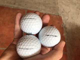 Bóng Titleist pro v1 mới trên 90%