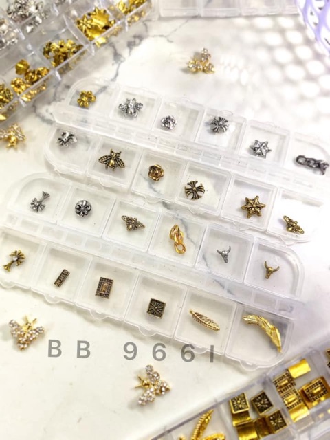 Charm Nail kiểu trang trí móng tay