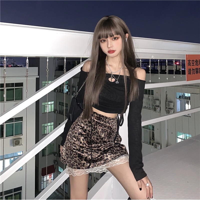 Bộ Áo Croptop + Chân Váy Hoạ Tiết Da Báo Phong Cách Hàn Quốc | BigBuy360 - bigbuy360.vn
