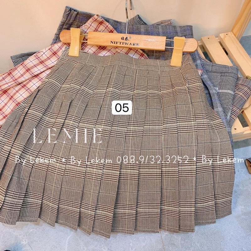 Chân váy kẻ xếp li hàng qc