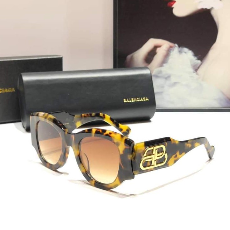 Kính mát nữ thời trang nữ Hàng Hiệu cao cấp  - Kính râm nữ nam Gọng vuông bản to bo tròn viền sang trọng