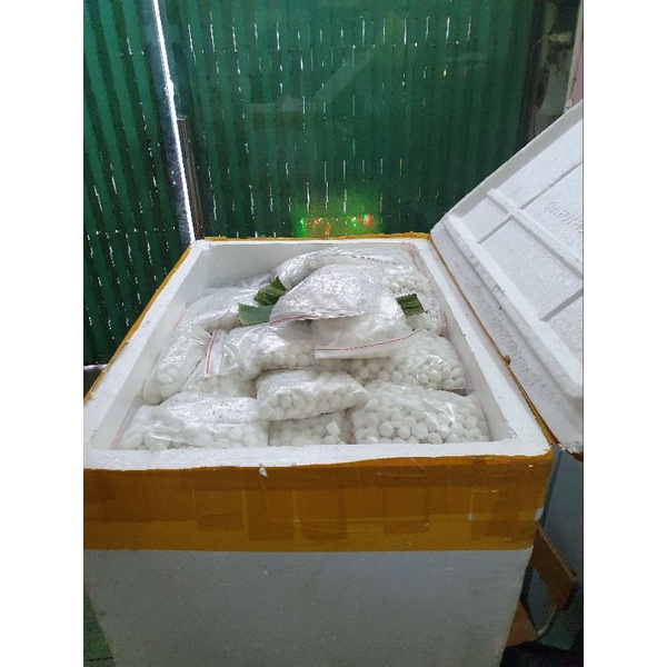 Trân châu bột Lọc bọc dừa Huế