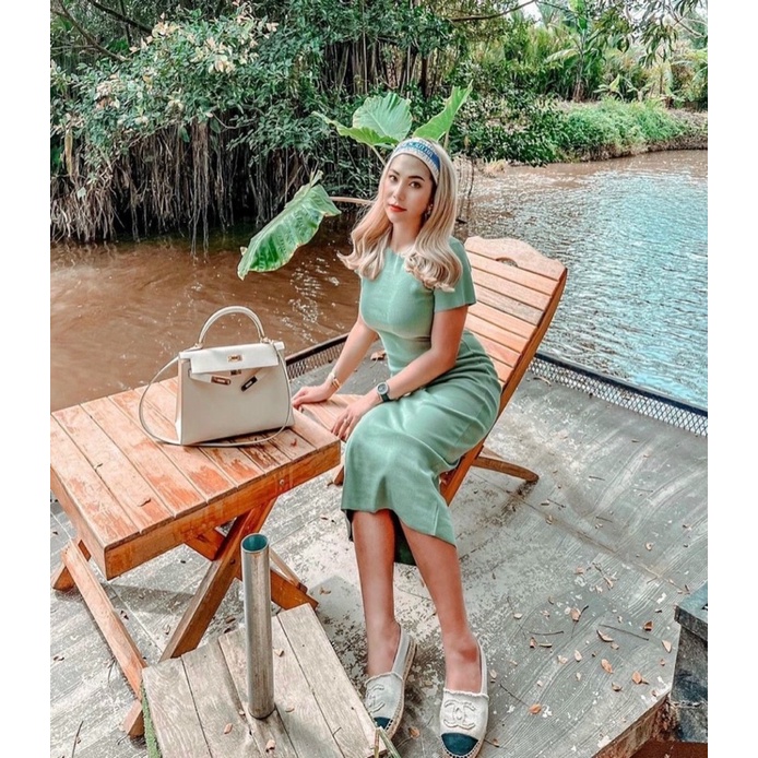 Đầm body e về thêm màu xanh siu xinh.