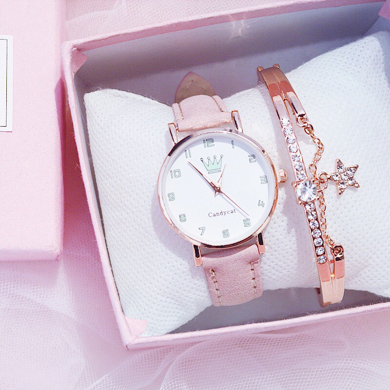 Đồng Hồ Nữ Dây Da Candycat Vương Miện D397 Dễ Thương - Hazo