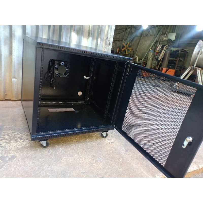 Tủ mạng, rack 10u sâu 500,  cho hệ thống mạng, âm thanh và camera