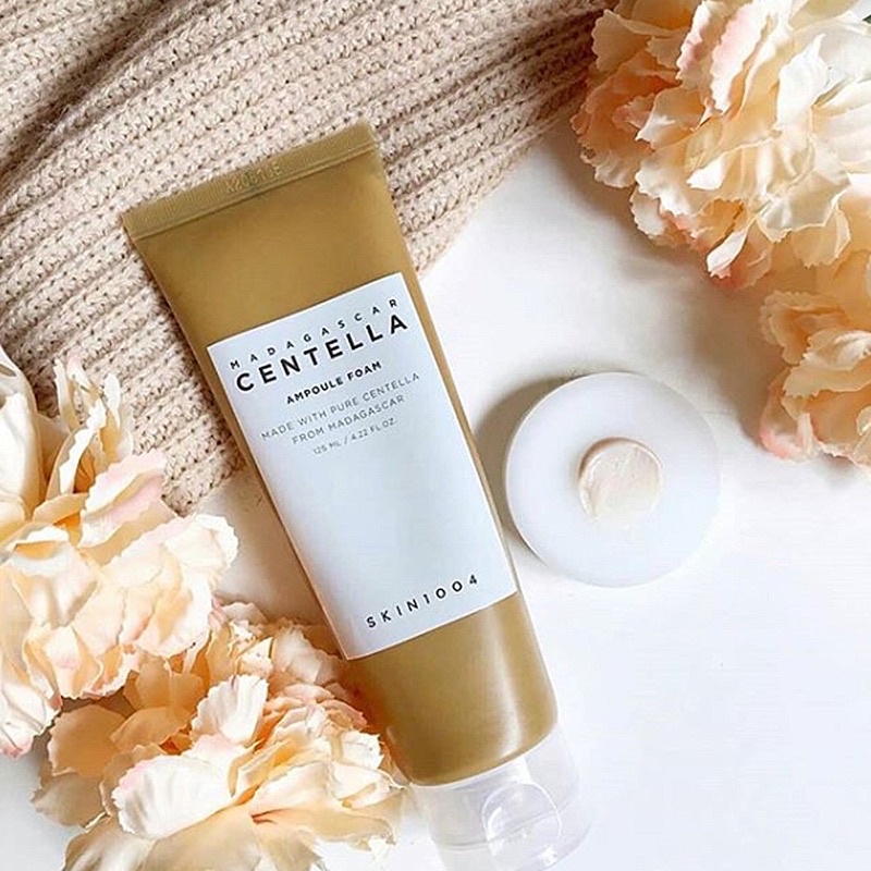 Sữa rửa mặt Centella cho da mụn rau má Skin1004 Hàn Quốc cấp ẩm giảm mụn loại bỏ bã nhờn kiềm dầu 125ml